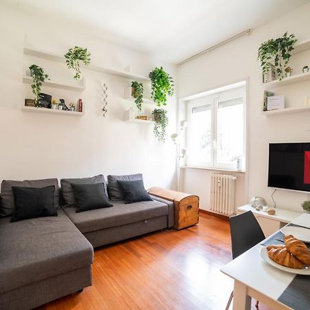 Citylife-Fiera Nuovo Apt Con Wifi & Netflix มิลาน ภายนอก รูปภาพ
